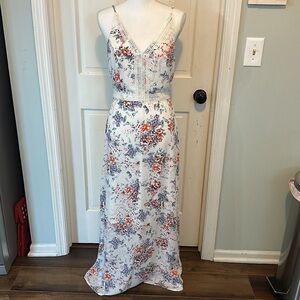 Eclair Summer Maxi Dress‎ white with floral and crochet trim size medium